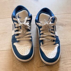 Women’s Royal Blue Nike Jordans